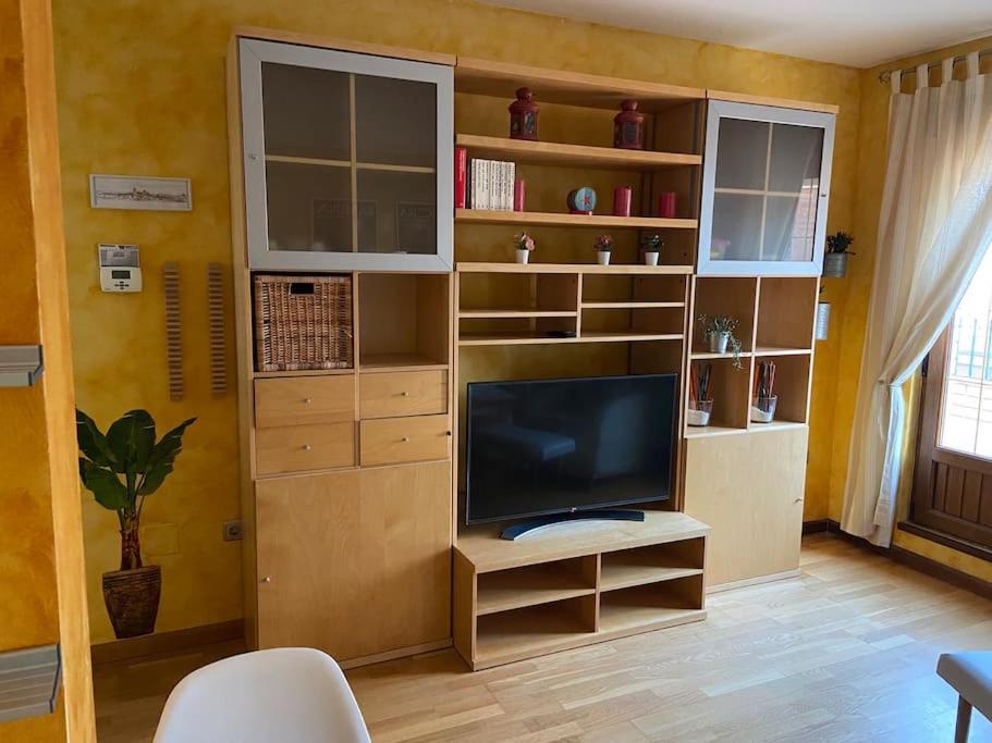 Apartamento Atico Centrico Con Terraza Y Garaje Benavente Exterior foto