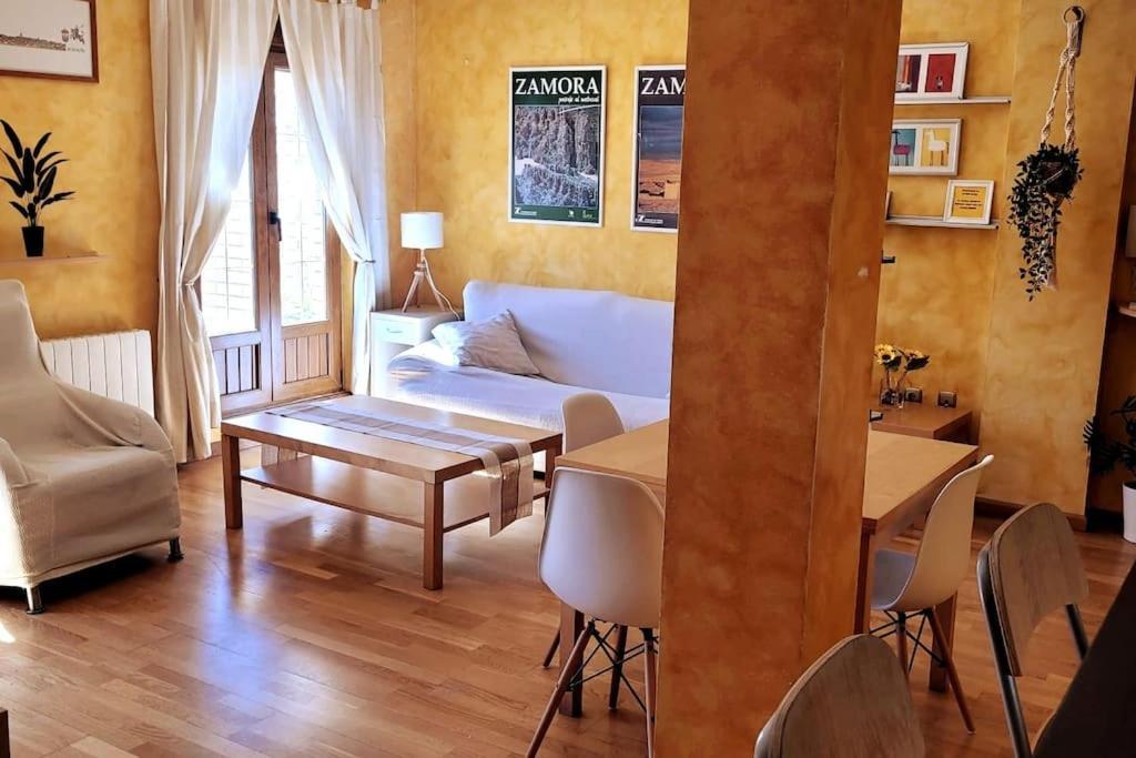Apartamento Atico Centrico Con Terraza Y Garaje Benavente Exterior foto